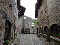 Perouges, Rue des Princes, Au bel oiseau (2)